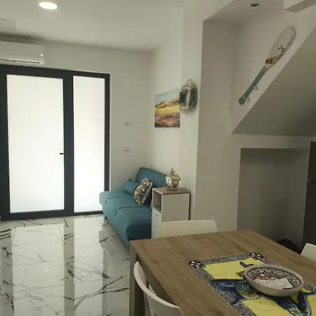 Apartment Camurria House *