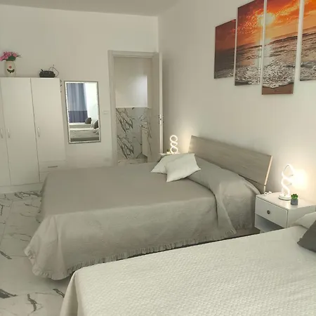 Apartment Camurria House